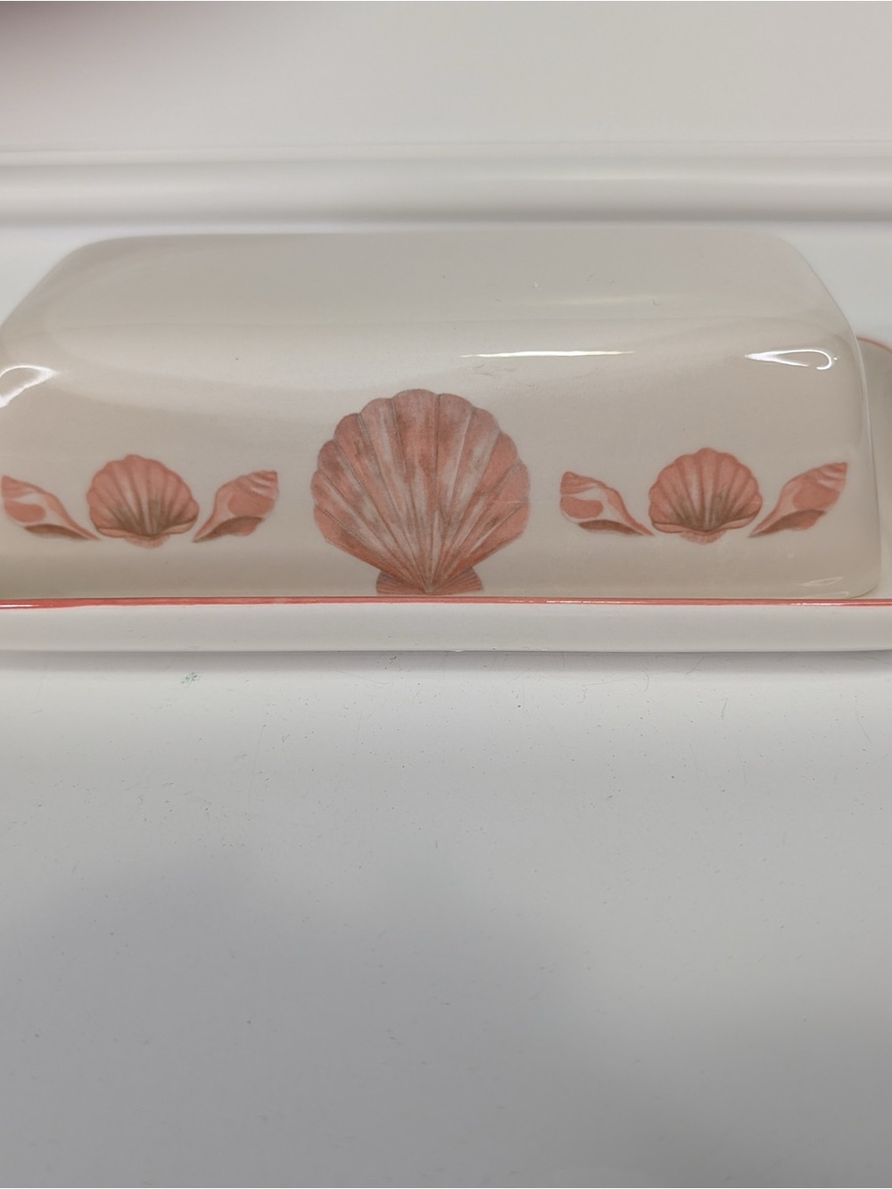Vintage Sangostone “Coquille” pattern covered Butter Dish
